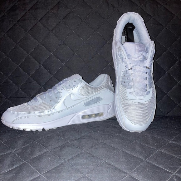 ❗️Nike Airmax 90 “Triple Grey”❗️ - Picture 6 of 7